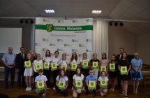 uczniowie klas piatych SP Malanow